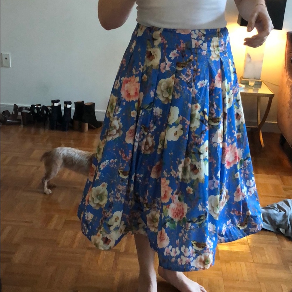 Beautiful tea skirt